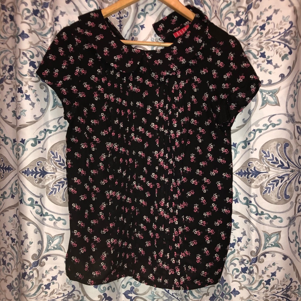 Women’s Elle t-shirt blouse
